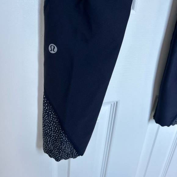 Lululemon Tight Stuff Tights Leggings, Navy Blue, Size 6 - Picture 7 of 16